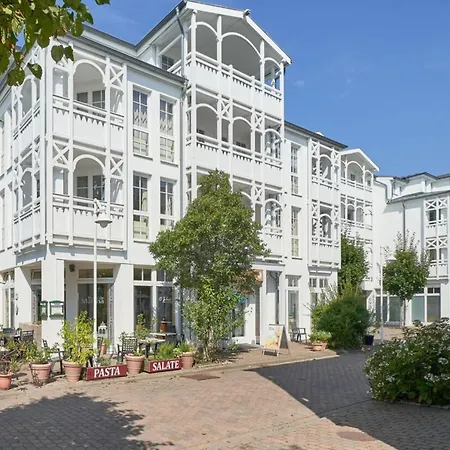 Schoene Fuer 4 Personen Ostseenah In